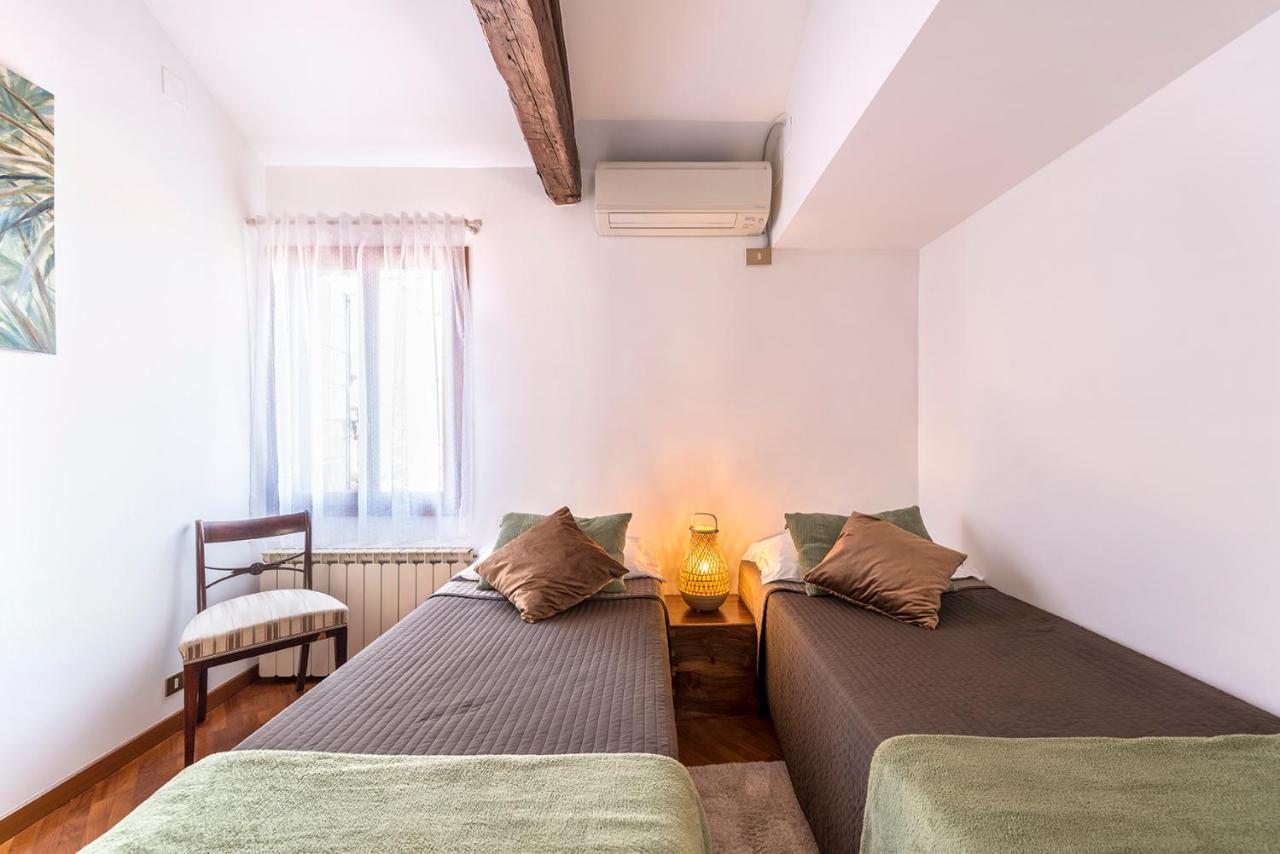 Colombina Like At Home 3 Bedrooms Fully Equipped Air Conditioned Venedig Exteriör bild