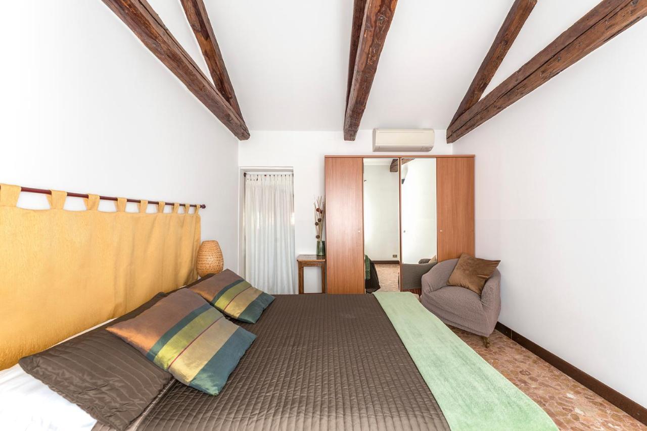 Colombina Like At Home 3 Bedrooms Fully Equipped Air Conditioned Venedig Exteriör bild